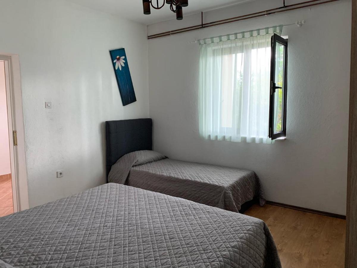 Apartmani Spomenka Seline Exteriér fotografie